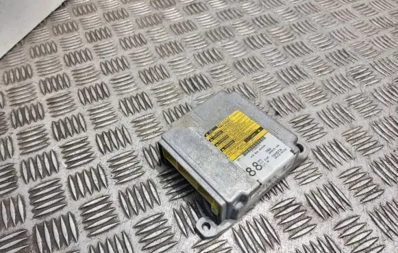 Toyota Avensis T250 Airbag control unit/module 8917005160 208623106