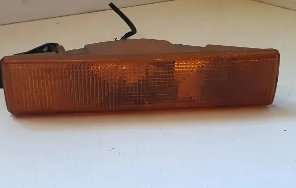 Ford Sierra Front indicator light 83BG13368AA