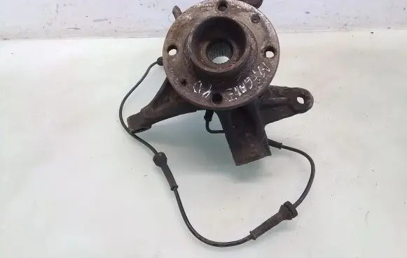 Renault Megane II Front wheel hub