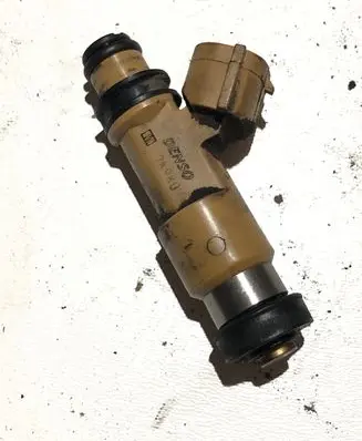 Subaru Legacy Fuel injector
