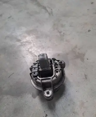 BMW 5 F10 F11 Engine mount bracket 6868301