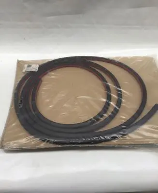 Skoda Superb B6 (3T) Front door rubber seal 3T5839701