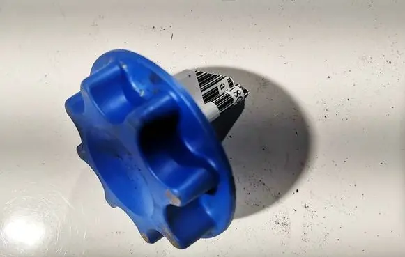 Toyota Yaris Spare wheel bolt 