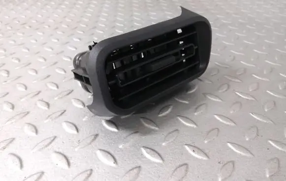 Citroen Berlingo Dashboard side air vent grill/cover trim 98165648ZD