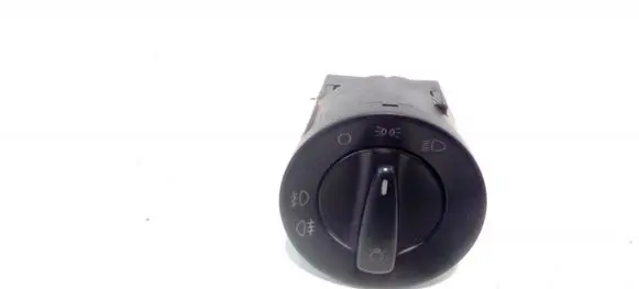 Volkswagen Golf IV Light switch 1C0941531A