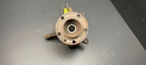 Renault Master II Front wheel hub spindle knuckle 7700314593