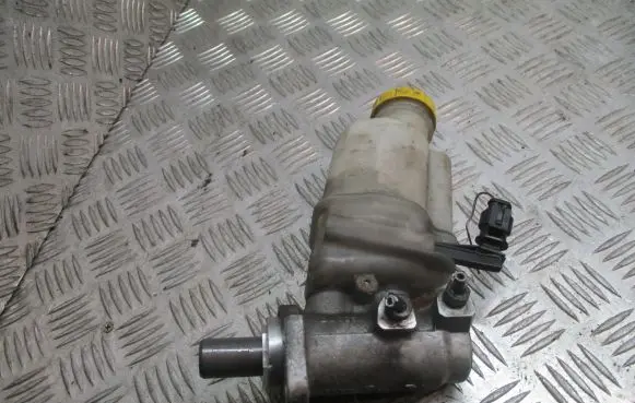 Alfa Romeo 147 Brake booster