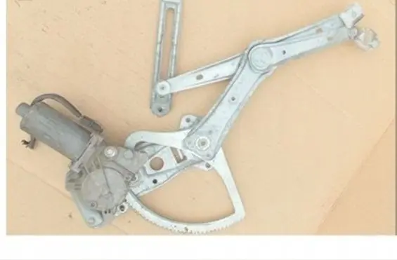Mercedes-Benz C W202 Front door window regulator with motor