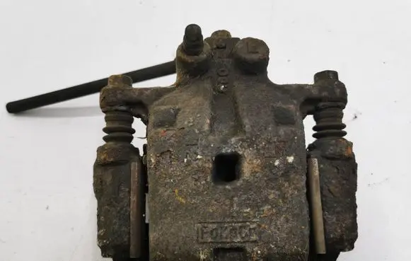 Mazda CX-7 Rear brake caliper