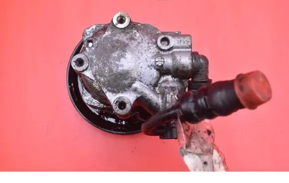 Audi A6 Allroad C6 Power steering pump 4F0145156H