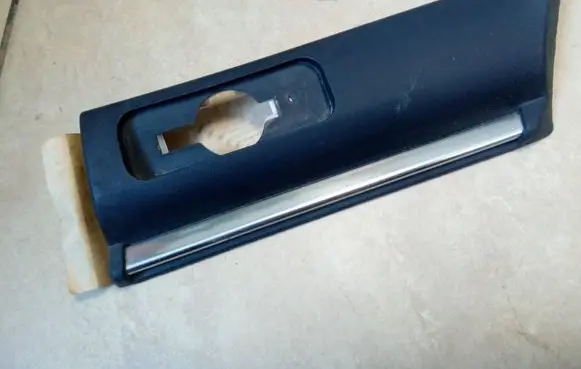 Opel Omega B1 Fender trim (molding) 90459992 NE61998