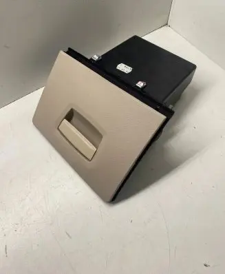 BMW 5 F10 F11 Glove box 9166696 112420