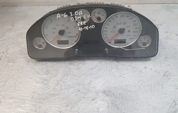 Audi A6 S6 C5 4B Speedometer (instrument cluster) 4B0920935E