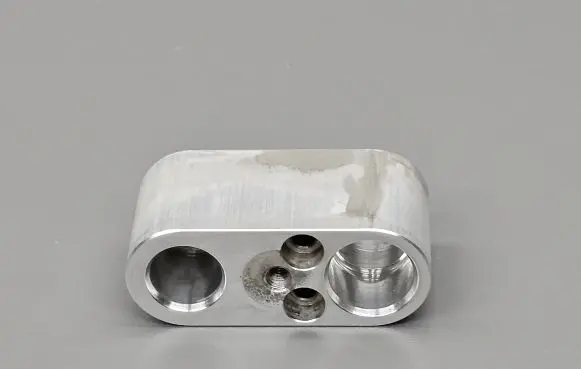 Air conditioning (A/C) pipe/hose
