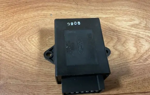 Ford Mondeo Mk III Light module LCM 3S7T17D539AC
