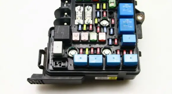 KIA Ceed Fuse module 919501H020