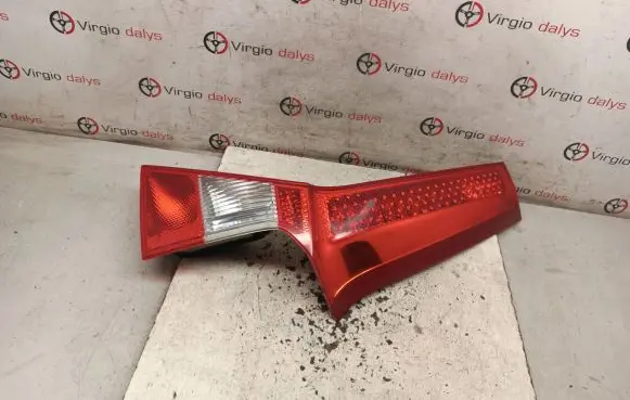 Volvo V70 Tailgate rear/tail lights 164392