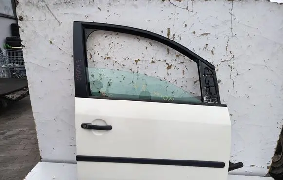 Volkswagen Caddy Front door 