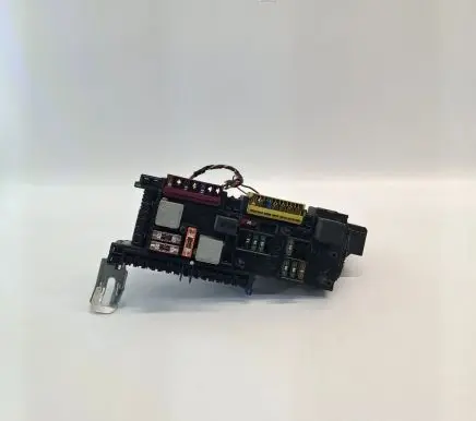 Mercedes-Benz E W212 Fuse box set A2129004901 A2129015001