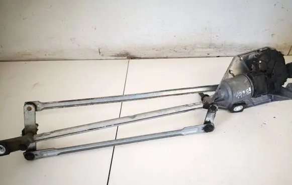 Ford Kuga I Front wiper linkage and motor 8v4117504bb 8v41-17504-bb