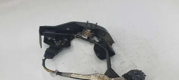 Toyota Corolla Verso E121 Accelerator throttle pedal 822230F040