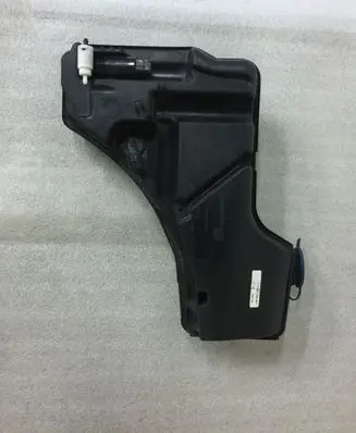 Mercedes-Benz GLE AMG (W166 - C292) Windshield washer fluid reservoir/tank A1668600700