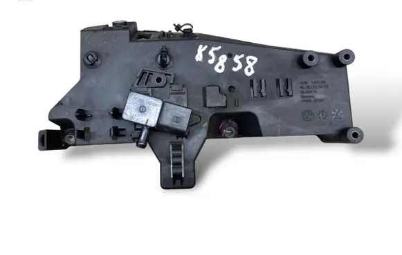 BMW 5 E60 E61 Other engine bay part 7810180 62440410