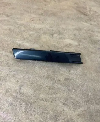 Volkswagen PASSAT B6 Front bumper splitter molding 3C0807646A