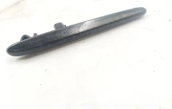 Alfa Romeo Giulietta Front fender indicator light 18491CC111