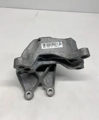Ford Explorer Engine mount bracket DB536F020AC 1410017