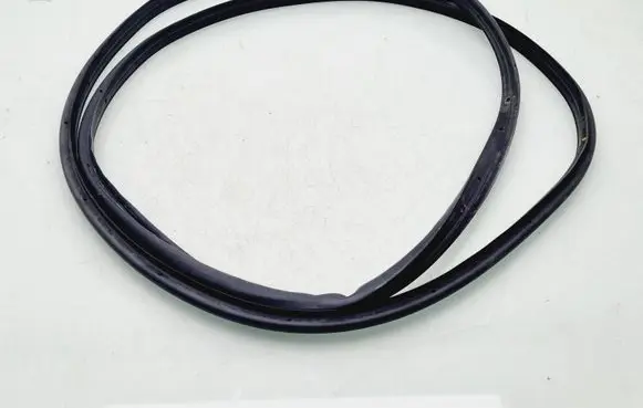 Opel Astra K Rubber seal front door (on door) 
