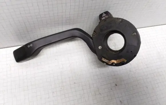 Volkswagen PASSAT B3 Indicator stalk