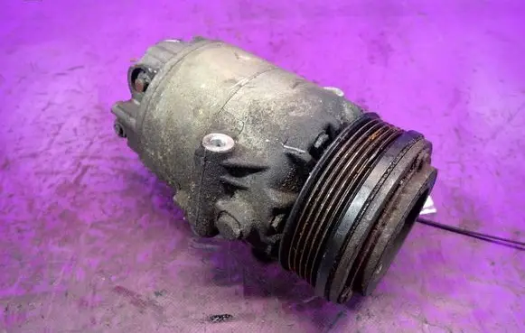 Opel Zafira A Air conditioning (A/C) compressor (pump)