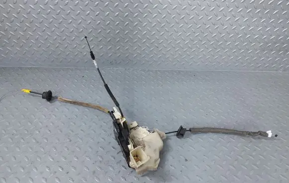 Audi A7 S7 4G Front door lock 4G1837015B
