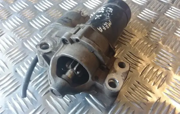 Peugeot 607 Starter motor D6RA107