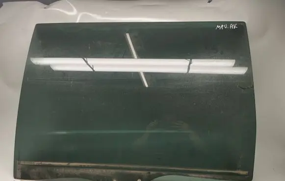 Mazda MPV Rear door window glass 43R00123 NSGM498