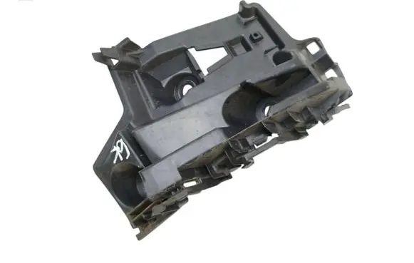Rear bumper mounting bracket
