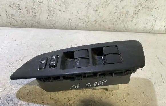 Dodge Journey Electric window control switch 9240K74