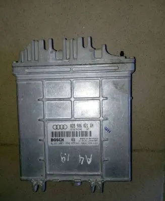 Audi A4 S4 B5 8D Engine control unit/module 028906021gn