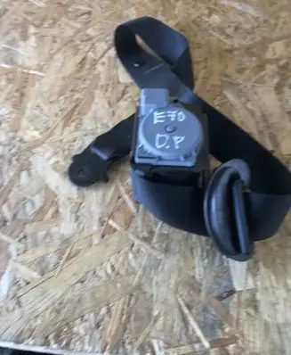 BMW X5 E70 Front seatbelt 2716104209 1205210432