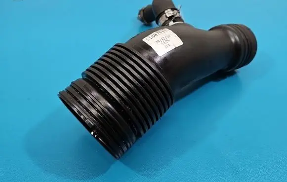 Alfa Romeo Giulietta Intercooler hose/pipe 51827535 IMPRK1570625