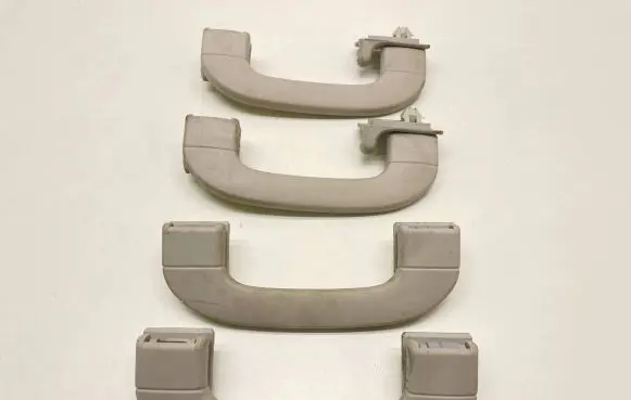 Mercedes-Benz A W169 Front interior roof grab handle A1698100151