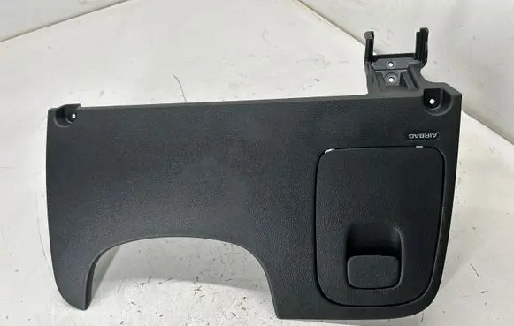 Buick Encore I Dashboard lower bottom trim panel BCG50753