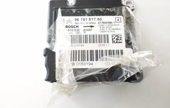 Peugeot 3008 I Airbag control unit/module 9675181780