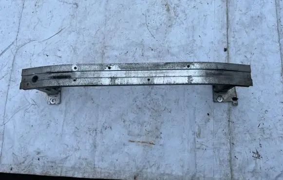 Renault Captur Front bumper support beam 752107246R
