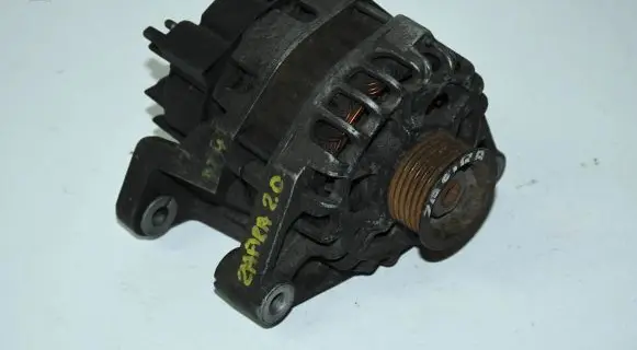Opel Zafira A Generator/alternator 24463064