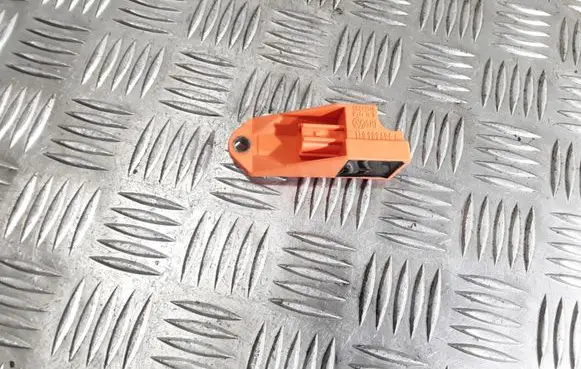 Skoda Fabia Mk2 (5J) Airbag deployment crash/impact sensor 1T0909606A