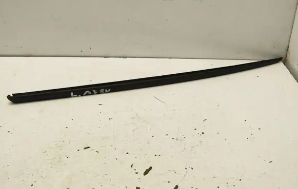 Audi A3 S3 8V Windshield trim 8V3854327