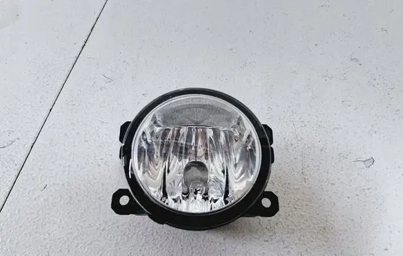 Fiat 500L Front fog light