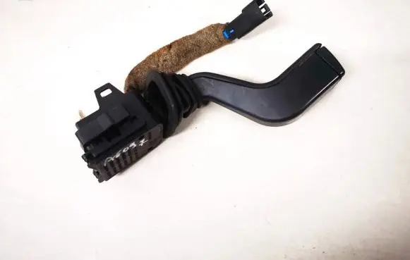 Opel Zafira A Indicator stalk 90560990 90560991